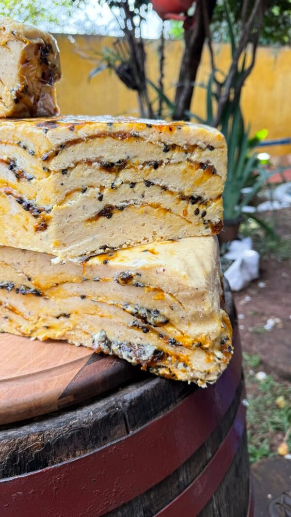 Cocada com Maracujá Pedaço 500g - Imagem 2