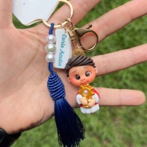 Chaveiro Carlo Acutis de biscuit